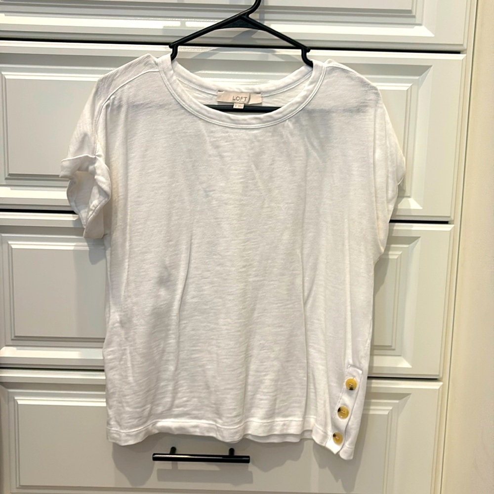 Light White Shortsleeve Sweater